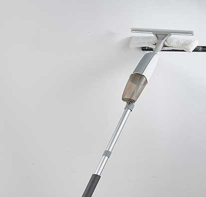 Window Cleaning Mop vs Squeegee: Which Tool Is Better for Indoor Glass and Exterior Windows?
